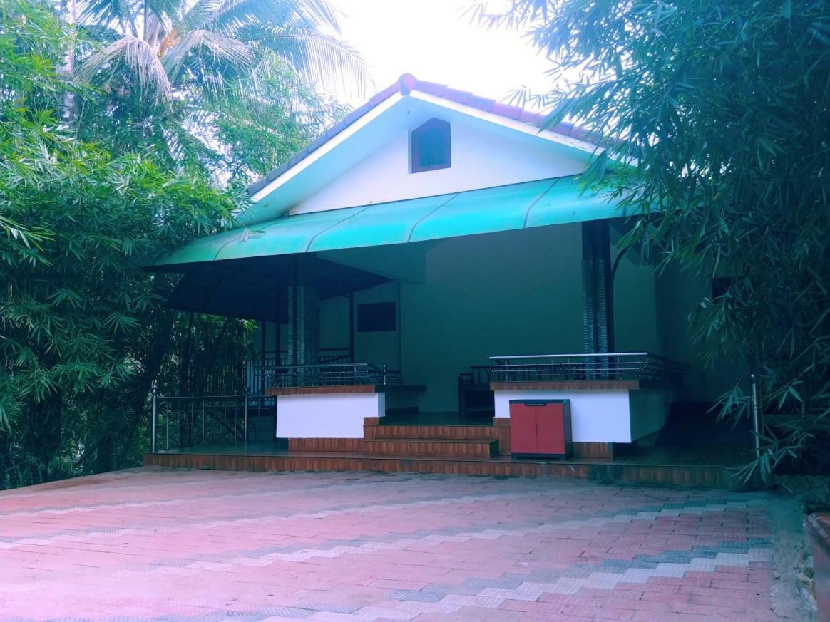 Misty Mornings Resort Ambalavayal ภายนอก รูปภาพ